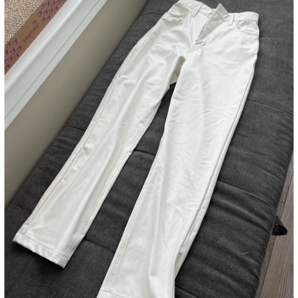 Abercrombie & Fitch White Straight Leg Pants